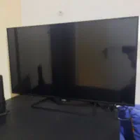 تلویزیون ۴۴ اینچ