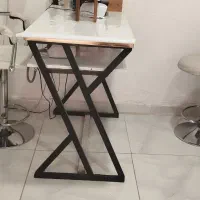 میز ناخن|آرایشگاه و سالن‌های زیبایی|سقز, |دیوار