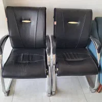 ۳ عدد صندلی اداری در حد نو کاملا سالم