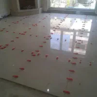 کاشی کاری چسبی دوغابی موز اییک لکه کاری