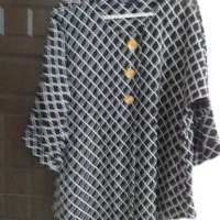 چند عدد لباس مجلسی