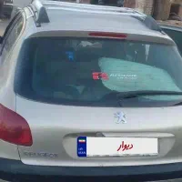 ماشین پژو ۲۰۶
