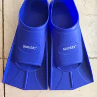 فین شنا برند اسپیدو سایز xs(سایز ۲۹ تا۳۲)