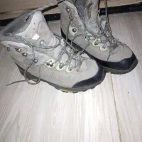 کتونی|کیف، کفش، کمربند|بهارستان, |دیوار