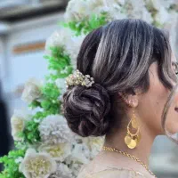 شنیون تخصصی|خدمات آرایشگری و زیبایی|اشتهارد, |دیوار