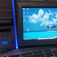 کیس و مانیتور