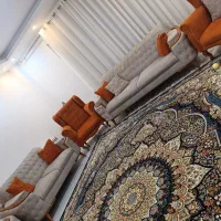 مبل ۹  نفره  در حد نو با میز وسط