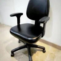 صندلی کامپیوتر چرخدار ، جکدار ، تمیز و مرتب