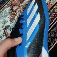 کفش فوتسال برند آدیداس|ورزش‌های توپی|قم, ولیعصر|دیوار