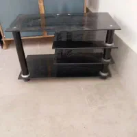 زیر تلویزیونی شیشه ای