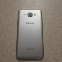 یک دستگاه گوشی جی ۷ core