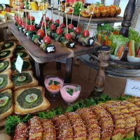 فینگرفودحلوا بادکنک آرایی دندونی دورهمی بانوان باغ|خدمات پذیرایی، مراسم|مشهد, امیریه|دیوار