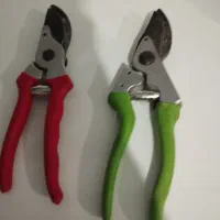 قیچی باغبانی و تبلت جادویی نو