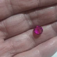 نگین یاقوت سرخ|جواهرات|اندیشه, اندیشه فاز ۱|دیوار