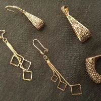 گوشواره و انگشتر زنانه شیک و زیبا|بدلیجات|اردبیل, |دیوار