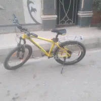 دوچرخه سایز ۲۶ لاستیک پهن درحد نو .