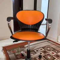 میز تحریر و صندلی چرخدار|میز تحریر و کامپیوتر|بندر گز, |دیوار