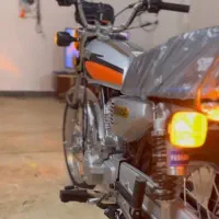 موتور ۱۲۵ صفر کیلومتر