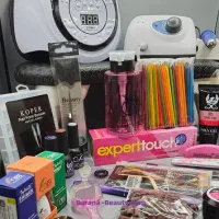 فروش وسایل ناخنکاری به علت تغییر شغل