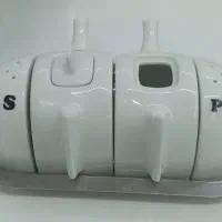 تعدادی ظرف|ظروف سرو و پذیرایی|شاهینشهر, نظامی|دیوار