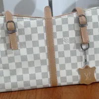 کیف آکبند