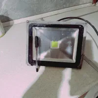 یک عدد نور افکن وات Led ۵۰ سالم