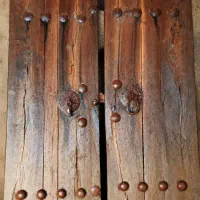 درب چوبی سنتی قدیمی