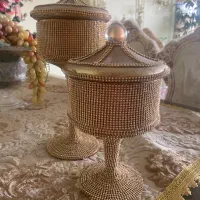 ظرف و گلدان ورق بزنید