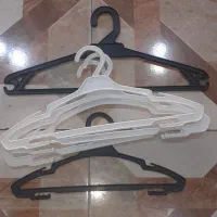 آویز پلاستیکی لباس