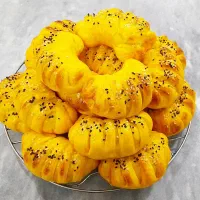 پیراشکی سوسیس ومرغ