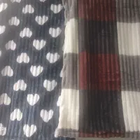 فروشگاه یزدی پاساژ مروارید ورودی نان فانتزی|رختخواب، بالش، پتو|صدرا-فارس, فاز ۱|دیوار