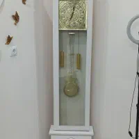 ساعت ایستاده کاملا سالم