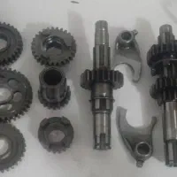 گیر بکس چهاردنده فابریک قدیمی درخاش