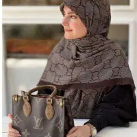 انواع و اقسام شال و روسری پاییزه