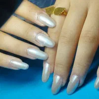 کاشت ناخون به همراه دیزاین رایگان