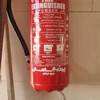 وسایل کبابی وفست فود(یخچال ایستاده وتابلو روان و.)|کافی‌شاپ و رستوران|میمه, |دیوار