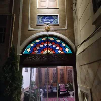 هتل و اقامتگاه و بومگردی و سوییت عمارت بیگ|اجارهٔ کوتاه‌مدت آپارتمان و سوئیت|یزد, |دیوار