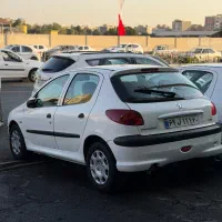 206تیپ 5 مدل 95 بسیار سالم و کم‌کارکرد