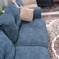 یک دست مبل هشت نفره تخت خوابشو بسیار تمیز