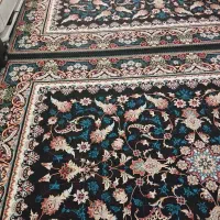 دوعدد فرش نه متری