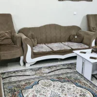 مبل ۷ نفره و میزنهار خوری۴ نفره