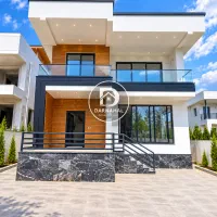 کلید‌ نخورده و خوش‌قیمت در تاپ‌ لوکیشن کلاردشت