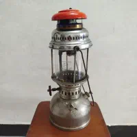 چراغ زنبوری قدیمی