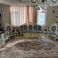مبل و میز ناهارخوری سلطنتی