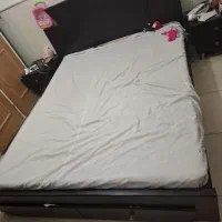 تخت دو نفره