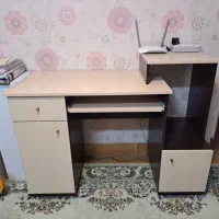 میز کامپیوتر