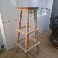 چهار پایه چوبی محکم