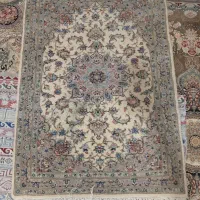 قالی دستبافت ۴نشون