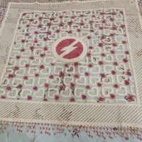 رو پشتی|پشتی|نیشابور, میدان حافظ|دیوار