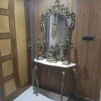 آینه کنسولی بسیار شیک و کم جا
